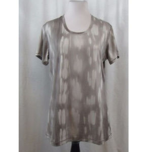 Under Armour Fitted Heat Gear Gray Top L